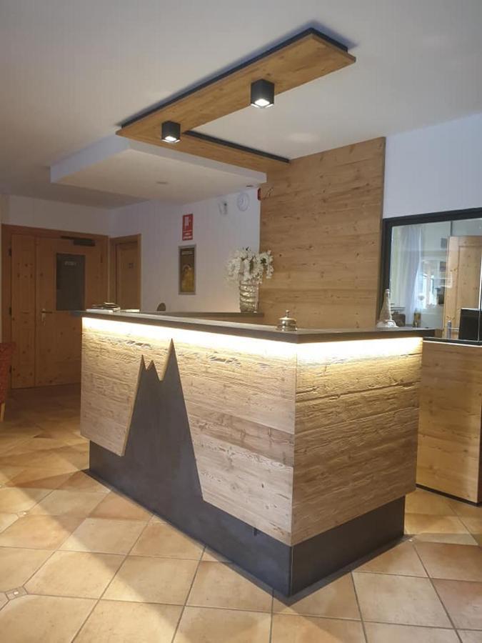 Alp Hotel Dolomiti Dimaro Exterior foto
