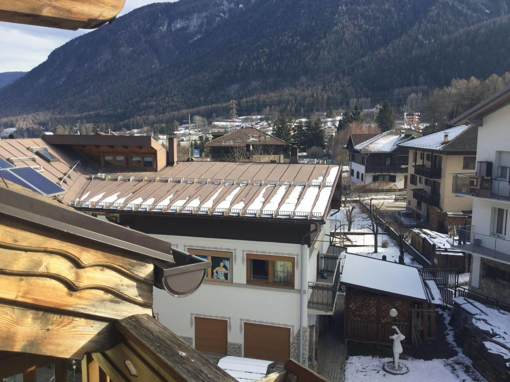 Alp Hotel Dolomiti Dimaro Exterior foto
